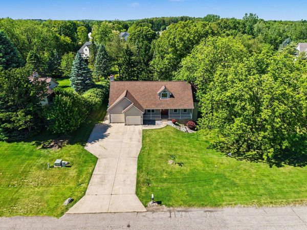 13574 Orchard Court, Chelsea, MI 48118