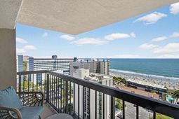 210 75th Ave N photo 4