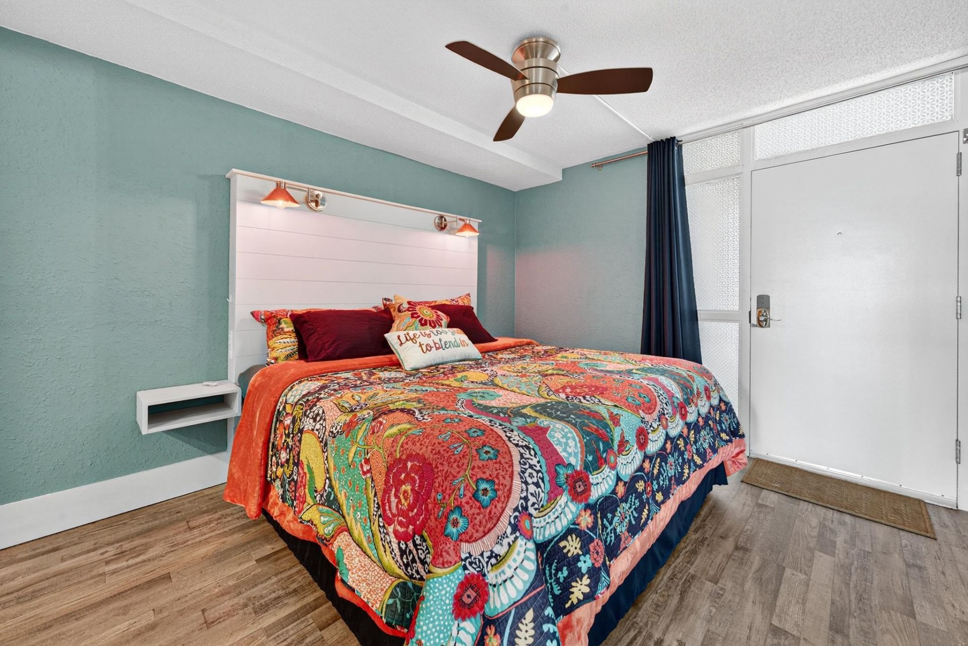 210 75th Ave N Photo 6