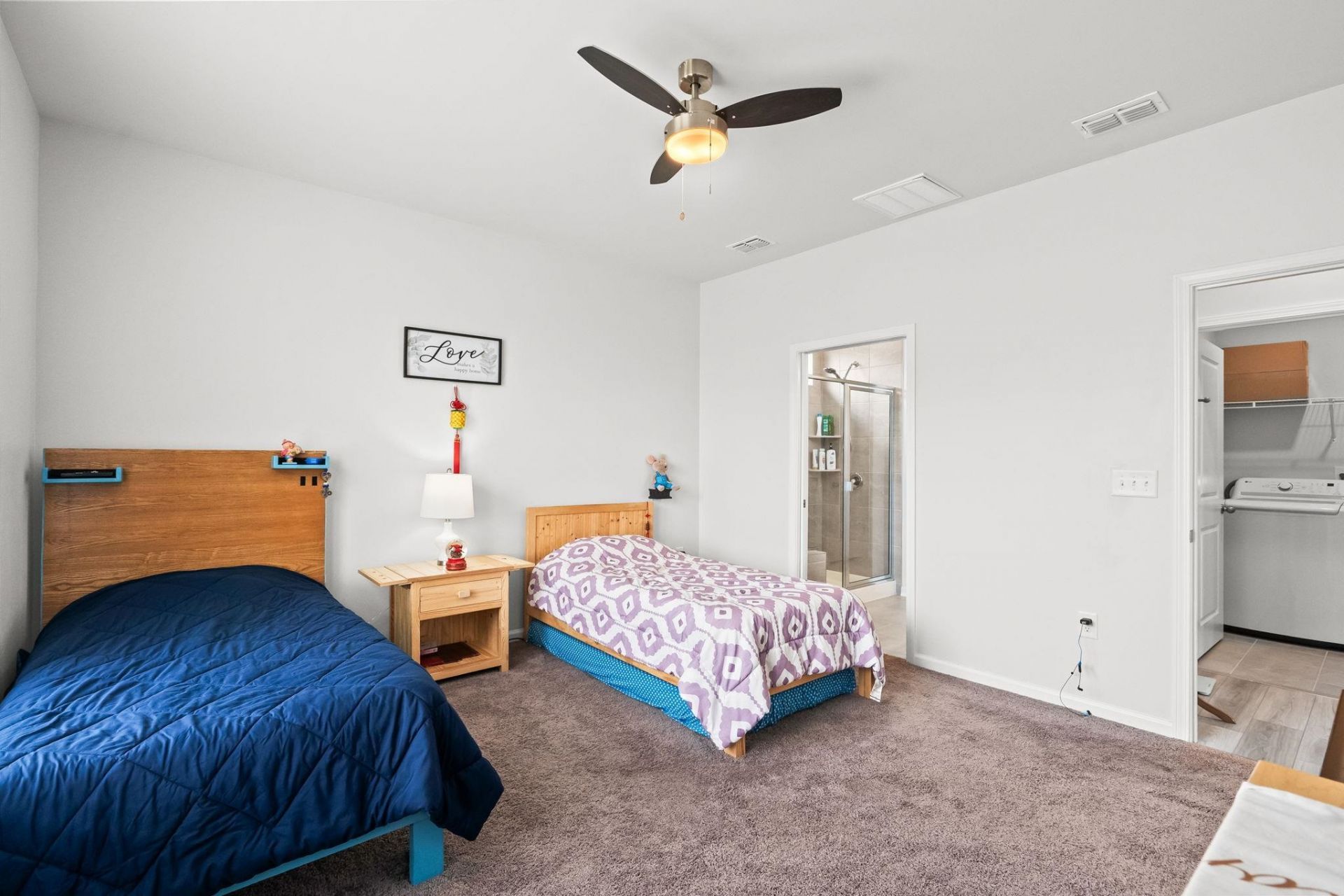 1272 Lady Bird Way Photo 16