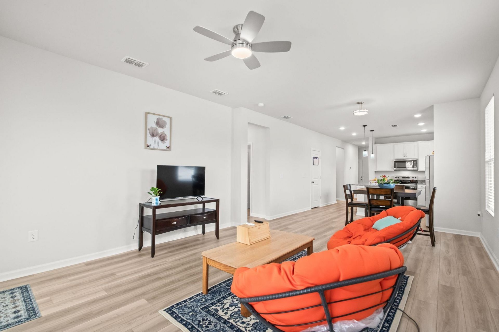 1272 Lady Bird Way Photo 9