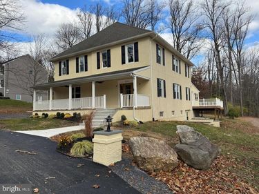 4979 W PAPA BOULEVARD, EDGEMONT, PA 19028