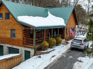 1183 READING TPKE, PAXINOS, PA 17860