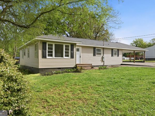 168 Moore Street, Trion, GA 30753