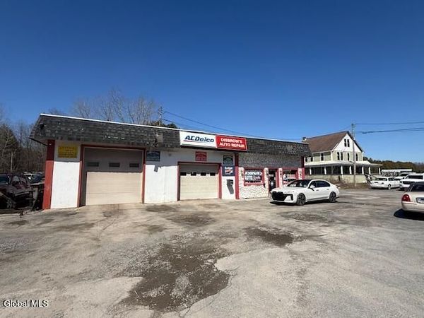 2349 NY-50, Saratoga Springs, NY 12866