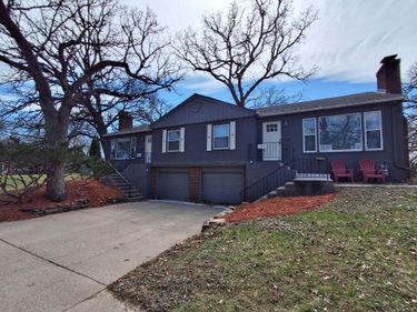 2301 Cromwell Drive, Minneapolis, MN 55410