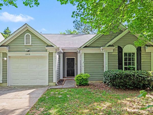 10418 Brawley Lane , Charlotte, NC 28215