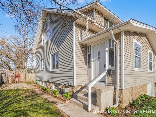 376 College Avenue, Holland, MI 49423