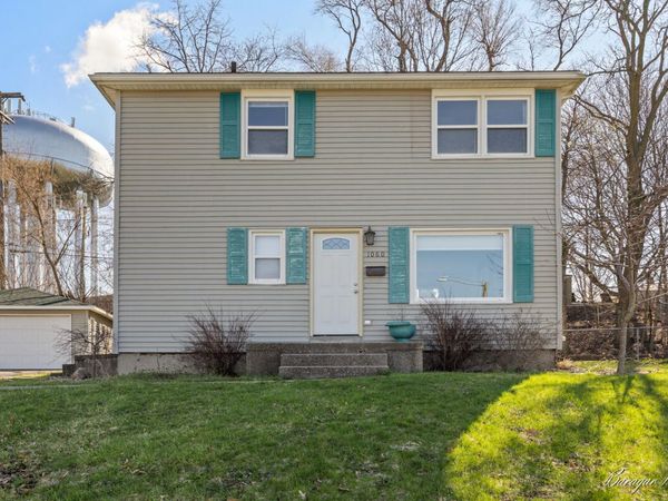 1080 Lockridge Drive NE, Grand Rapids, MI 49505