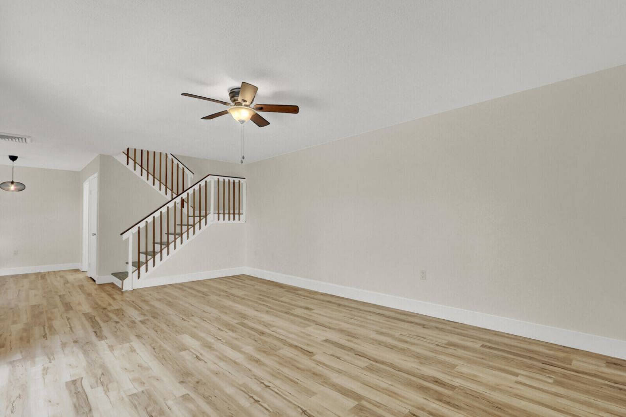 6605 66th Way, West Palm Beach, FL 33409 Photo