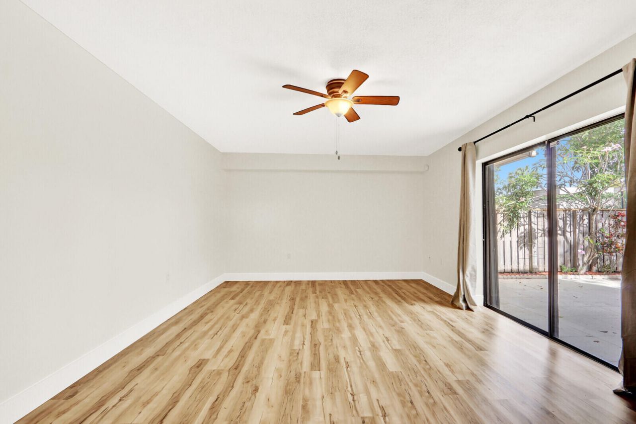 6605 66th Way, West Palm Beach, FL 33409 Photo