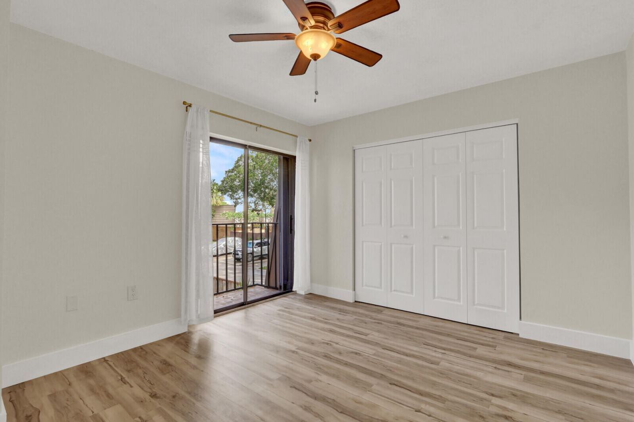 6605 66th Way, West Palm Beach, FL 33409 Photo