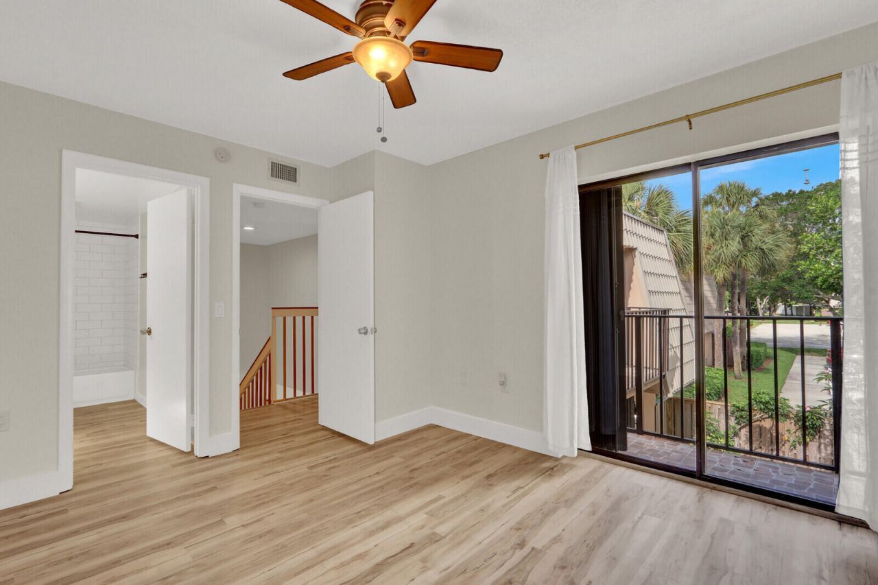 6605 66th Way, West Palm Beach, FL 33409 Photo