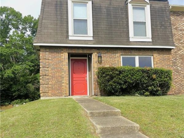 534 Highland Woods Drive W, Mobile, AL 36608