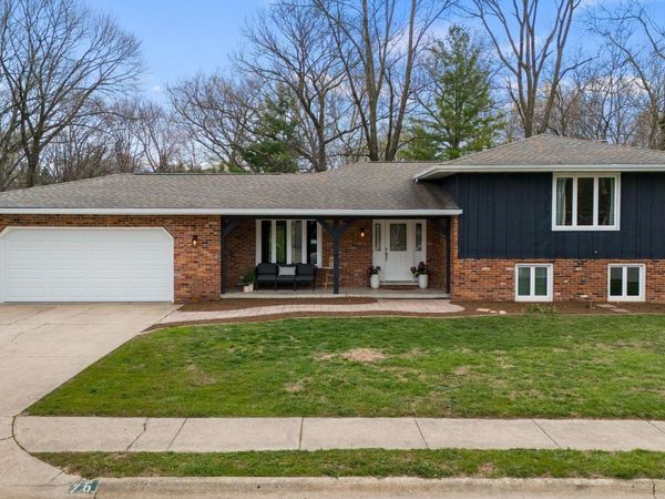 76 HICKORY RIDGE Court, Morton, IL 61550