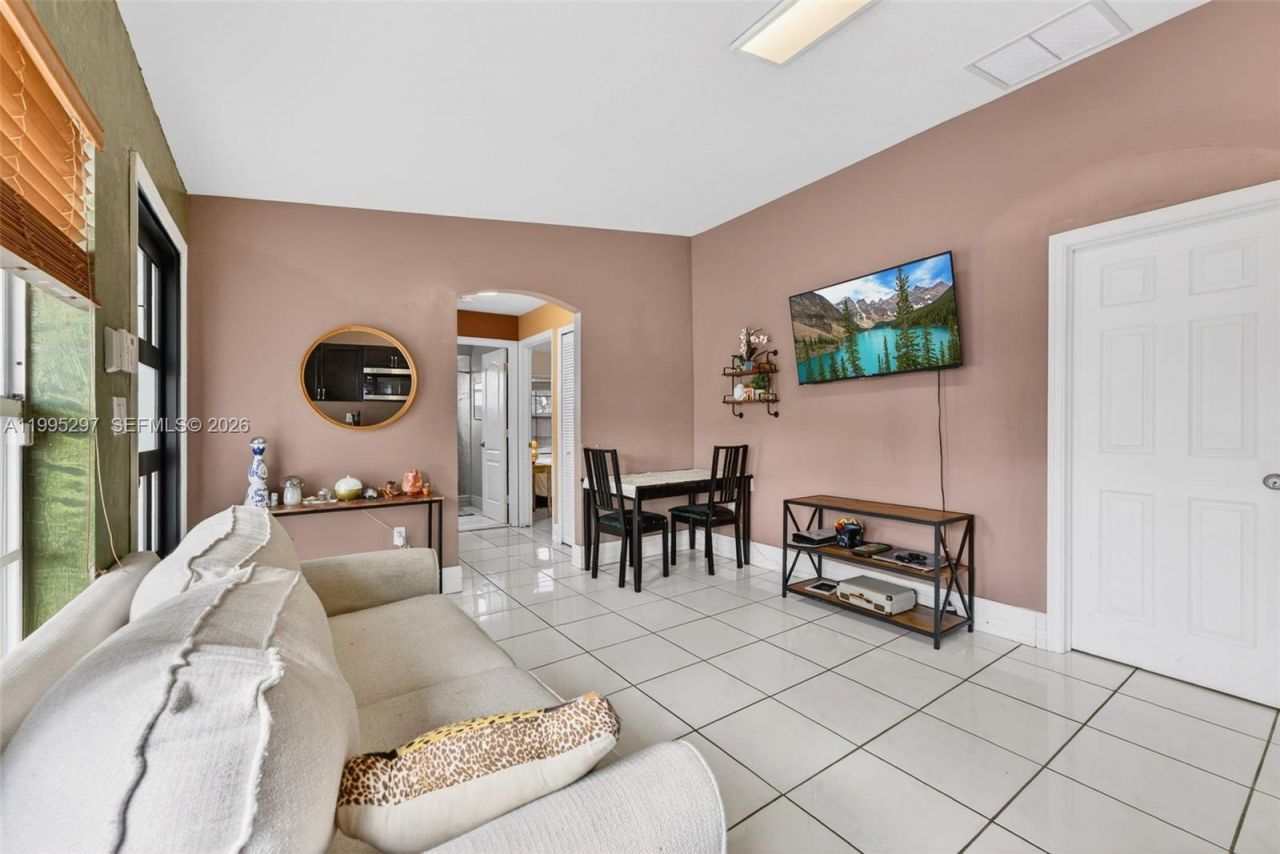 17201 SW 150th Ct , Miami, FL 33187 Photo