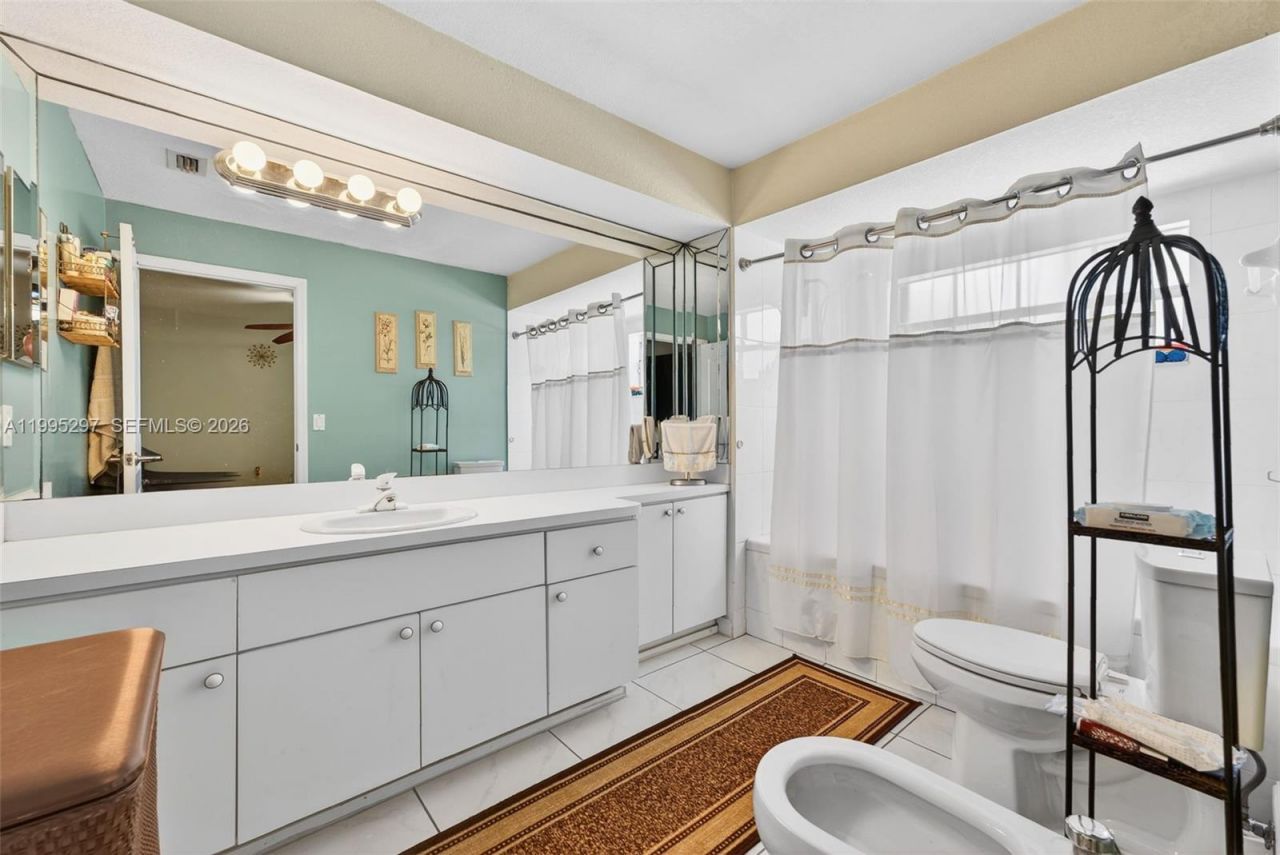 17201 SW 150th Ct , Miami, FL 33187 Photo