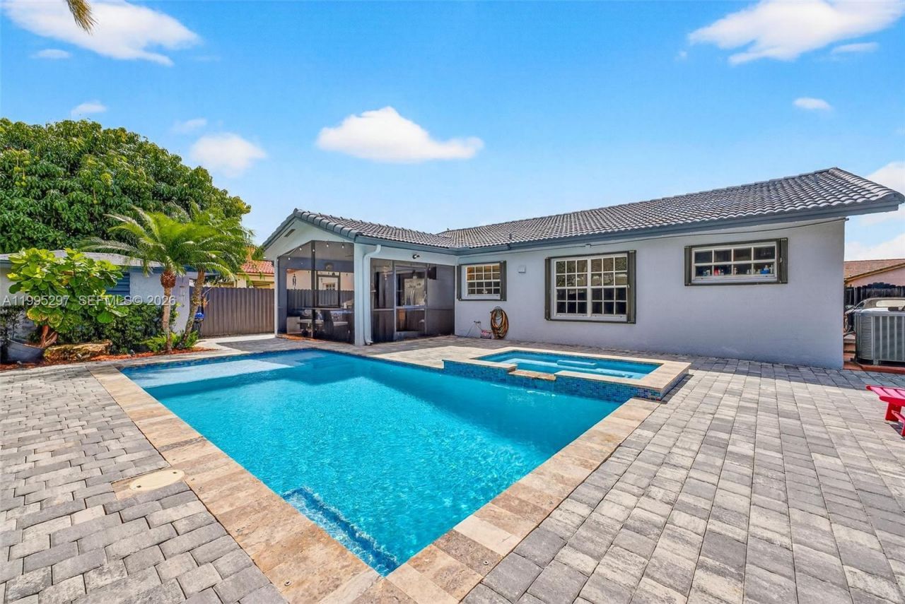 17201 SW 150th Ct , Miami, FL 33187 Photo