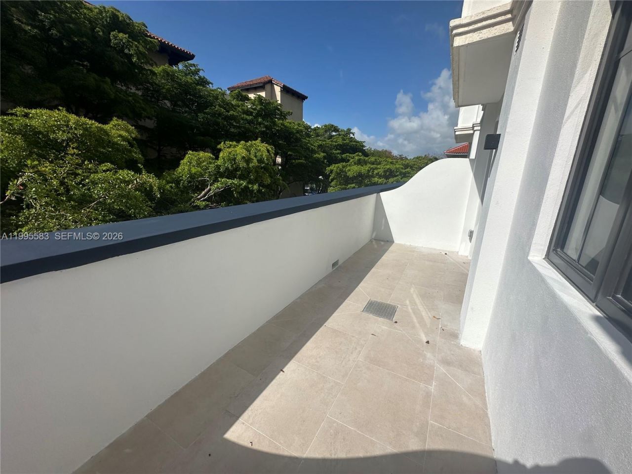 4220 Laguna St , Unit 308, Coral Gables, FL 33146 Photo