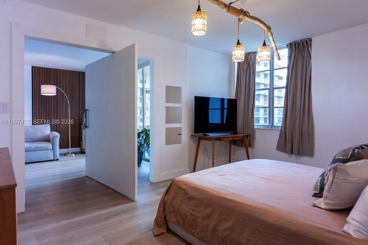 6801 Indian Creek Dr , Unit 708, Miami Beach, FL 33141 Photo