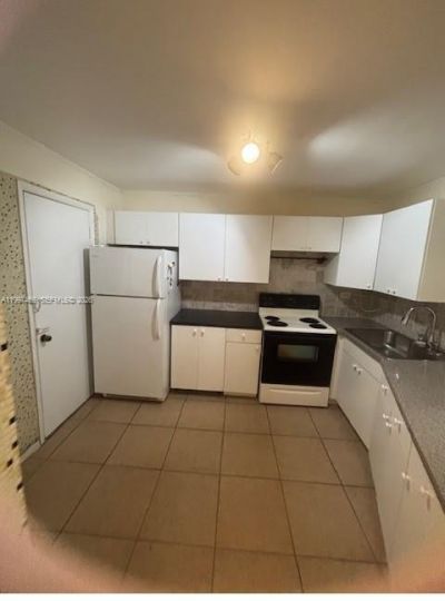 1680 NE 191st St, Unit 214-2, Miami, FL 33179 Photo