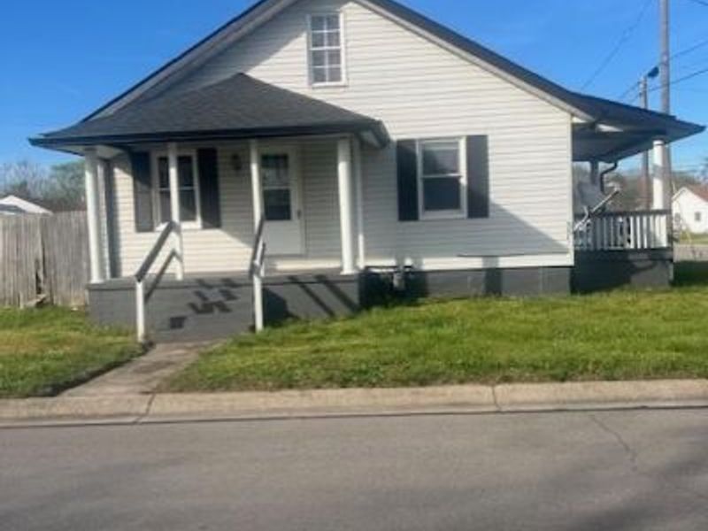 231 Lynn Street, Franklin, OH 45005 Photo 3