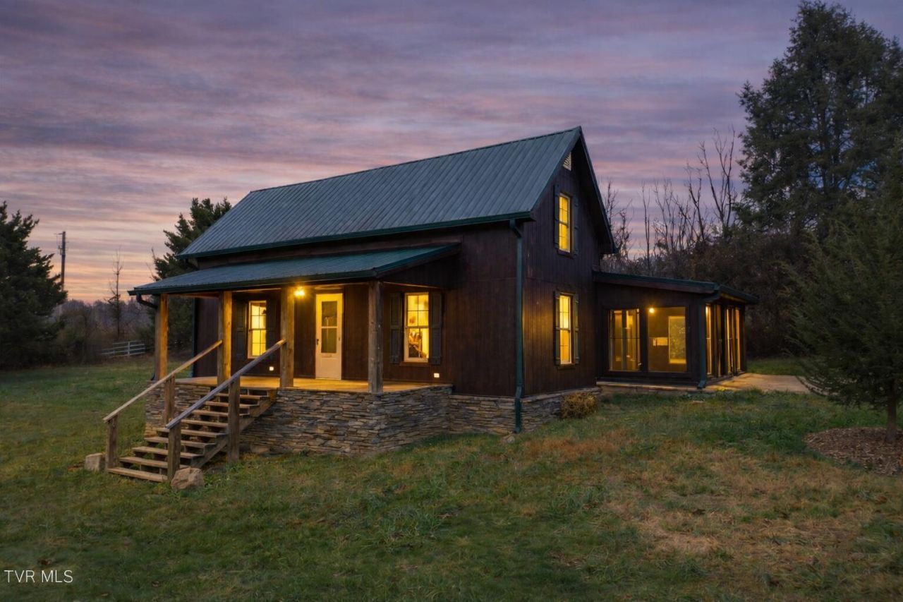 355 Jay Fanning Road, Afton, TN 37616 Main Photo