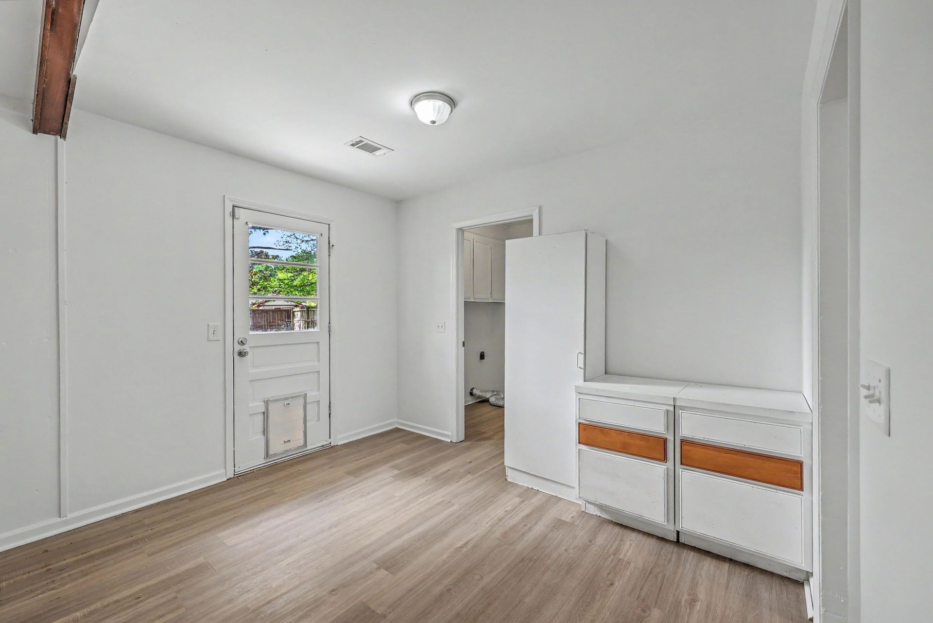 7731 Quest Drive Photo 9