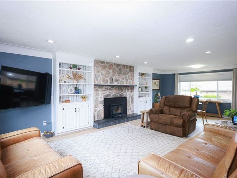 13177 Beaver Springfield Road, New Springfield, OH 44443 Photo 11