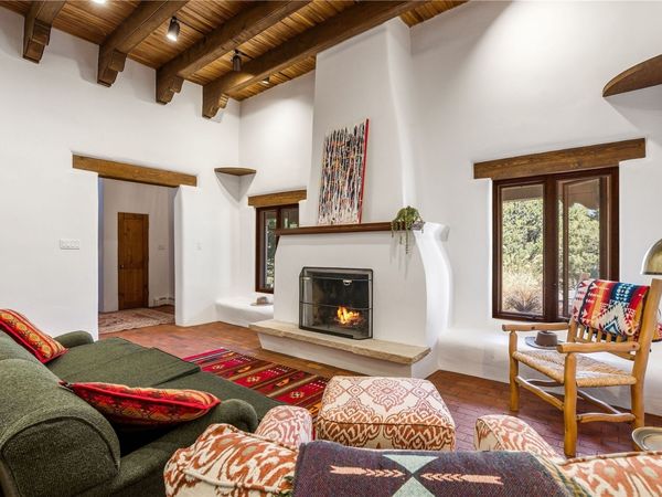 1221 Bishops Lodge Road, Santa Fe, NM 87501