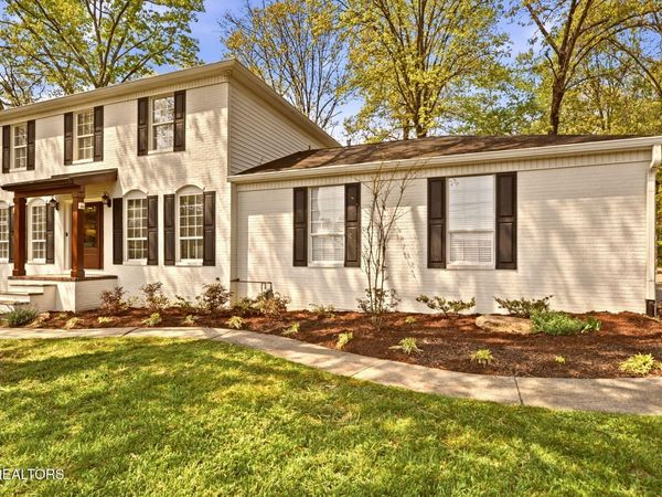 7509 Seekirk Lane, Knoxville, TN 37931