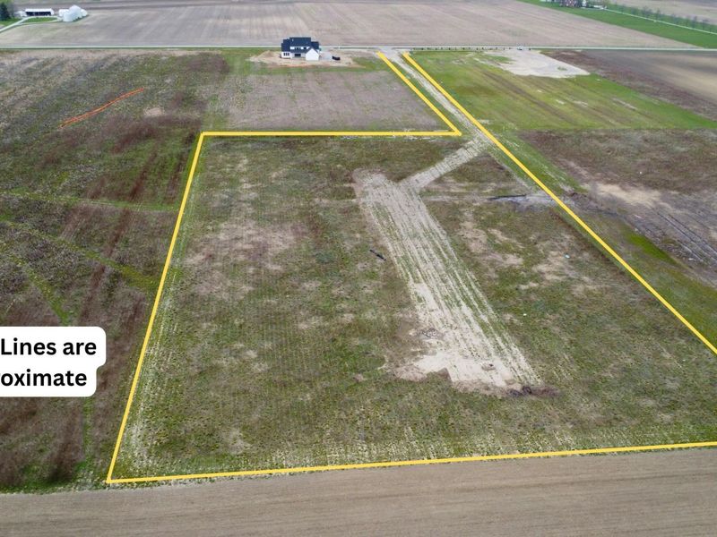 6620 Troy Road, Radnor, OH 43066 Photo 2