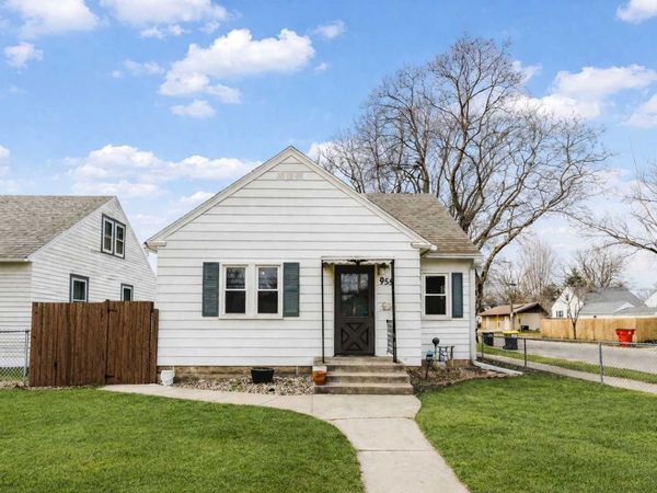 955 12th Avenue NE, Rochester, MN 55906