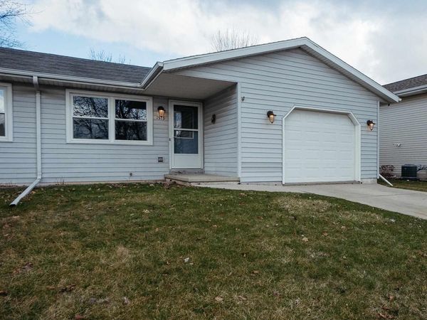 1519 FAIRLAWN AVENUE, North Fond Du Lac, WI 54937