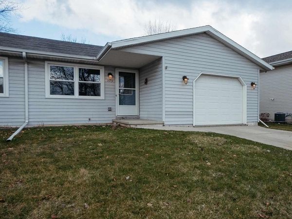 1519 FAIRLAWN AVENUE, North Fond Du Lac, WI 54937