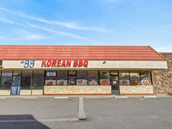 9729 Folsom Blvd, Sacramento, CA 95827