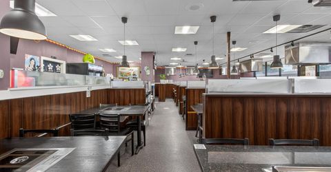 9729 Folsom Blvd, Sacramento, CA 95827 Photo