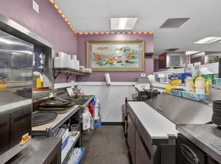 9729 Folsom Blvd, Sacramento, CA 95827 Photo