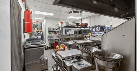 9729 Folsom Blvd, Sacramento, CA 95827 Photo