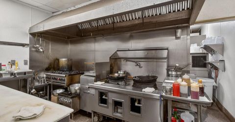 9729 Folsom Blvd, Sacramento, CA 95827 Photo