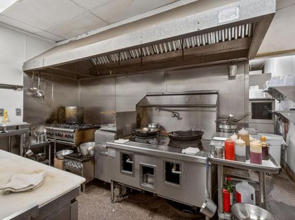 9729 Folsom Blvd, Sacramento, CA 95827 Photo