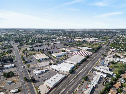 9729 Folsom Blvd, Sacramento, CA 95827 Photo