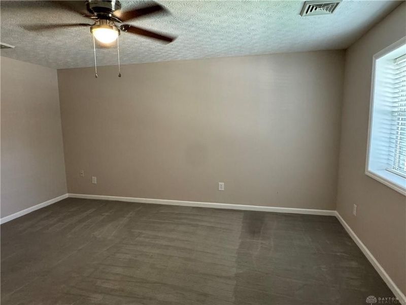 523 Newport, Xenia, OH 45385 Photo 14