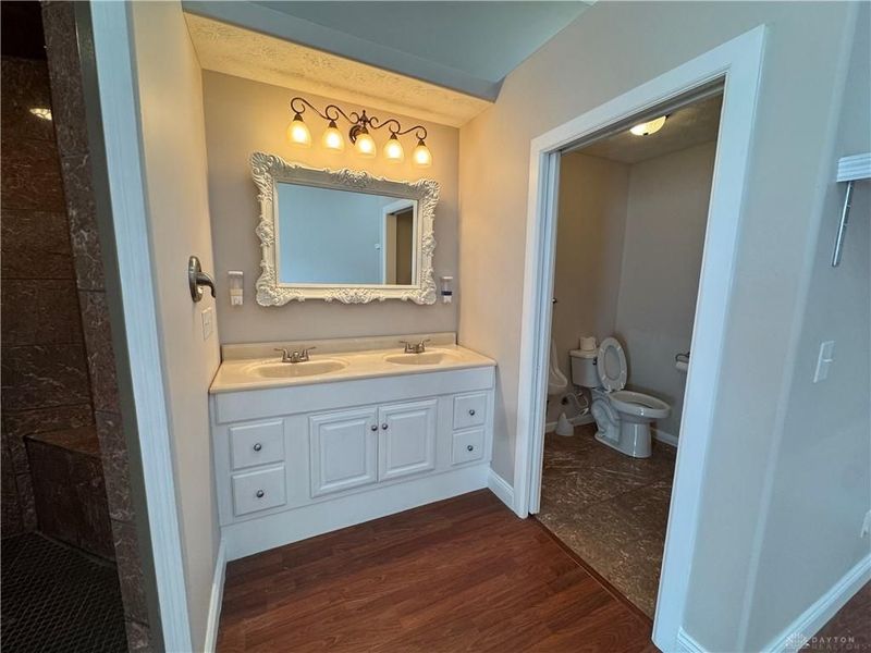 523 Newport, Xenia, OH 45385 Photo 24