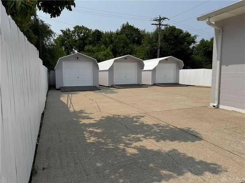 523 Newport, Xenia, OH 45385 Photo 3