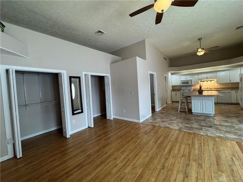 523 Newport, Xenia, OH 45385 Photo 36