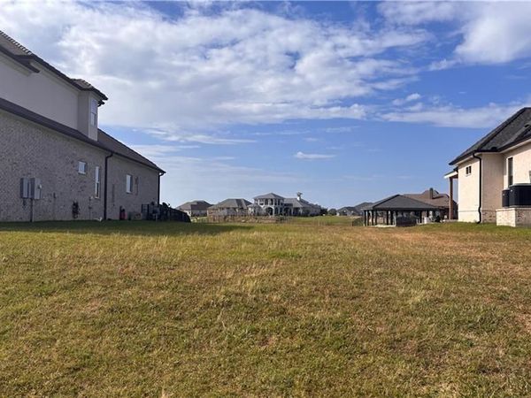 4093 MARINA VILLA, Slidell, LA 70461