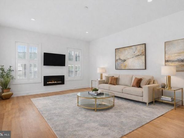 18 W MECHANIC STREET, Unit 6, NEW HOPE, PA 18938