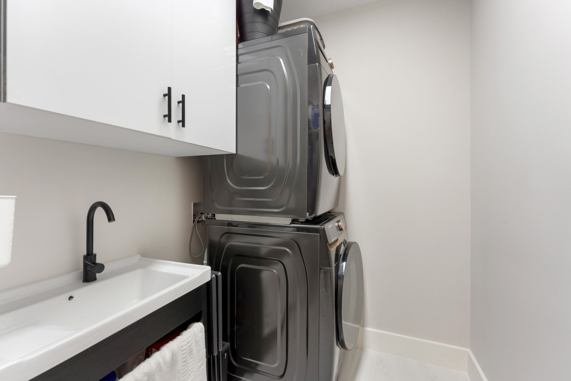 807 SE 11th Court, Fort Lauderdale, FL 33316 Photo