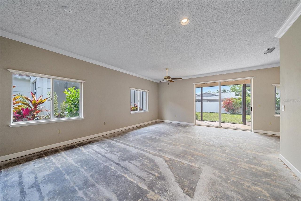 4320 Marcott Circle , Sarasota, FL 34233 Photo